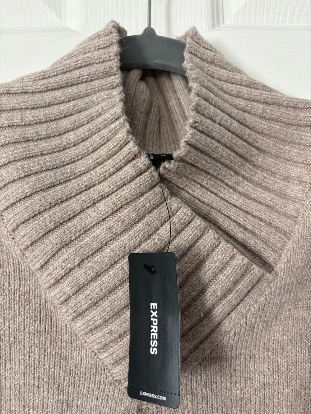Express XS Sweater in Taupe - Picture 5 of 8